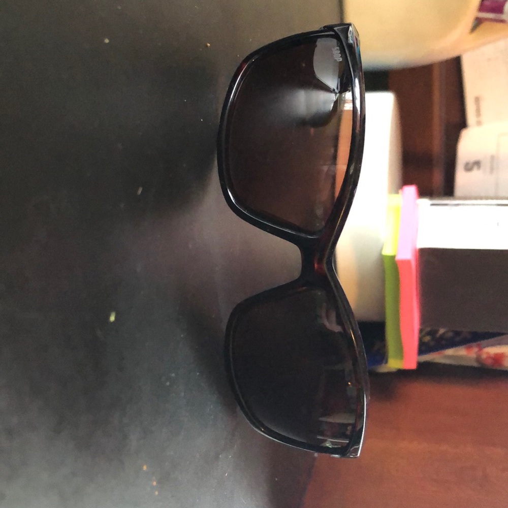 Women’s Costa Sunglasses Manta